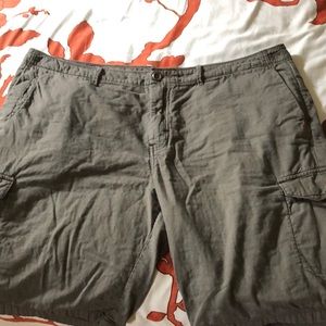 Grey Tommy Bahama Cargo Shorts Size 42